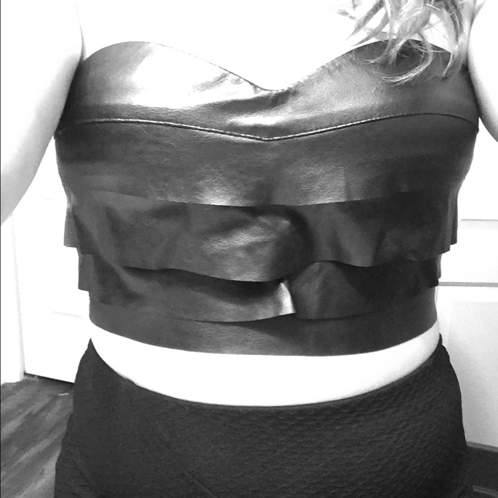 Crop top